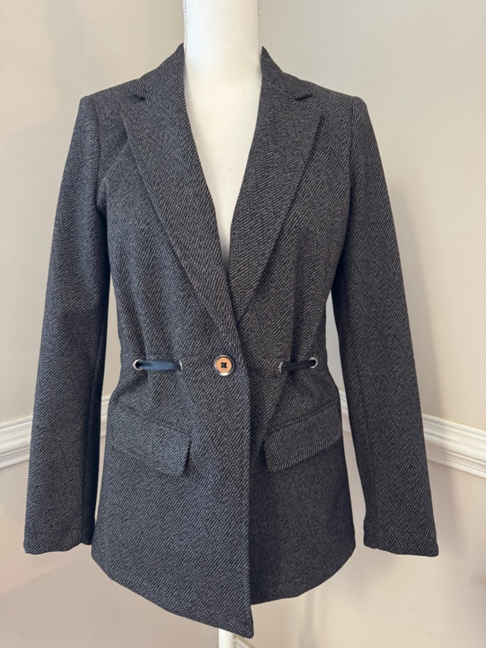 White House Black Market Charcoal Gray Herringbone Blazer Size XS